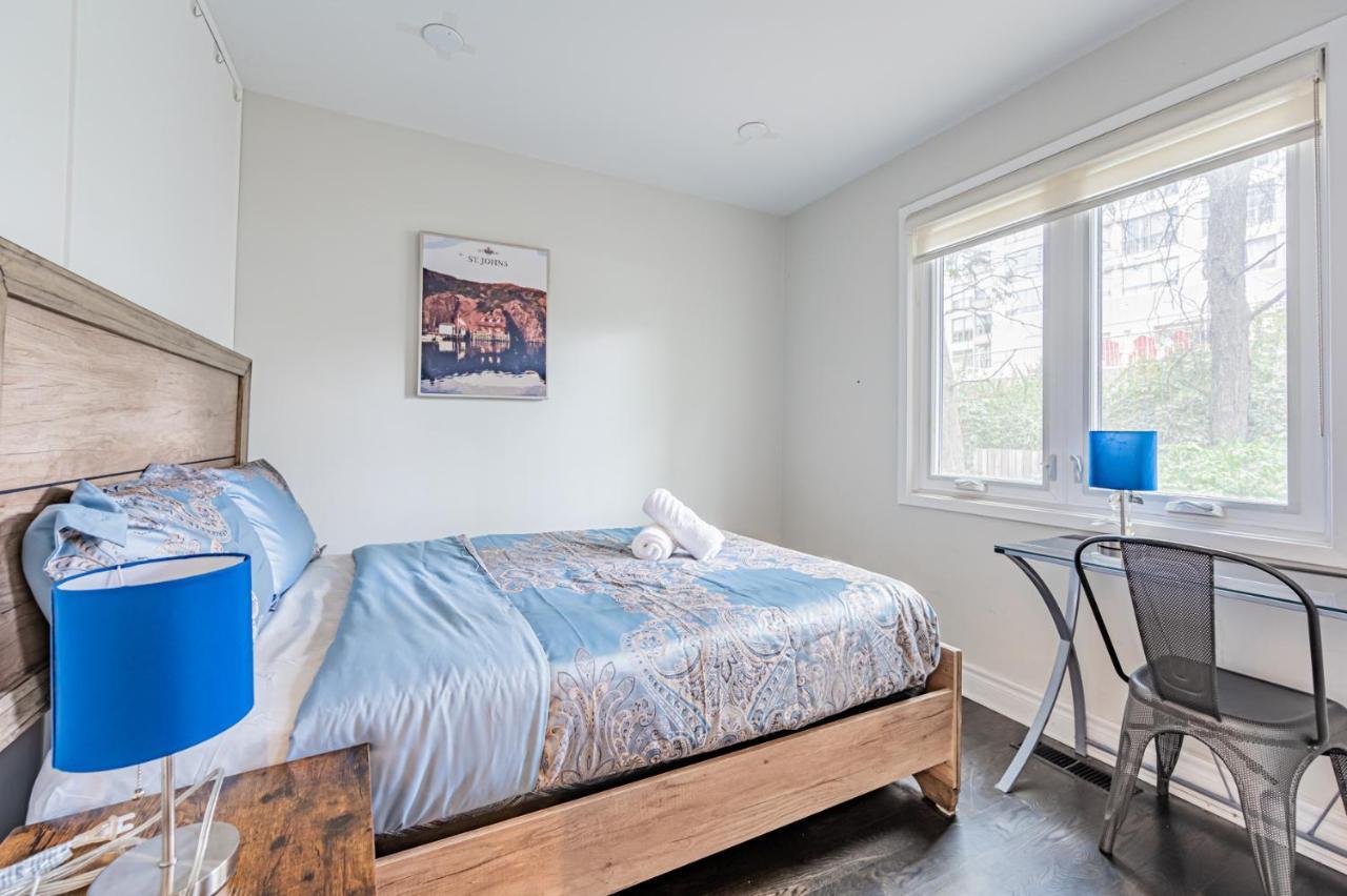 Beautiful Property In Downtown Core Close To Subway Station! Toronto Kültér fotó