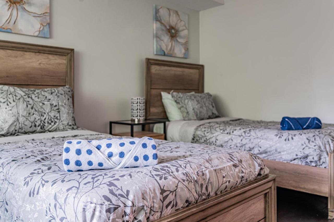 Beautiful Property In Downtown Core Close To Subway Station! Toronto Kültér fotó