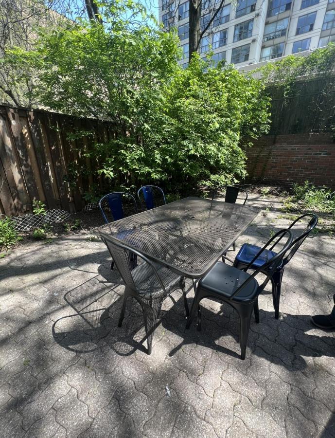 Beautiful Property In Downtown Core Close To Subway Station! Toronto Kültér fotó